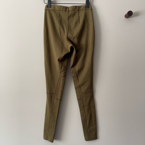 ATHLETA LEGGINGS WITH ZIP & SNAP CLOSURE AND ZIP POCKETS SIZE 2 OLIVE GREEN - Picture 2 of 7